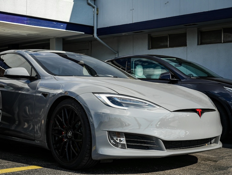 BREAKING: Free Lifetime Supercharging for Tesla Model S + $2,000 Discount!